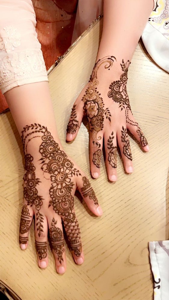 Henna design 15